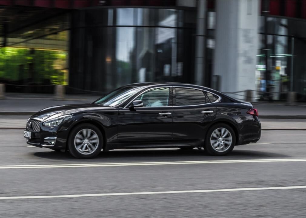 #7. Infiniti Q70